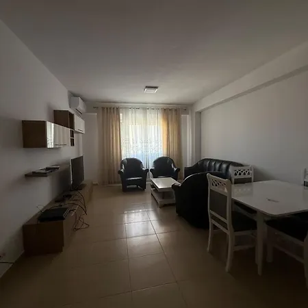 Lägenhet Flat In Shkodër